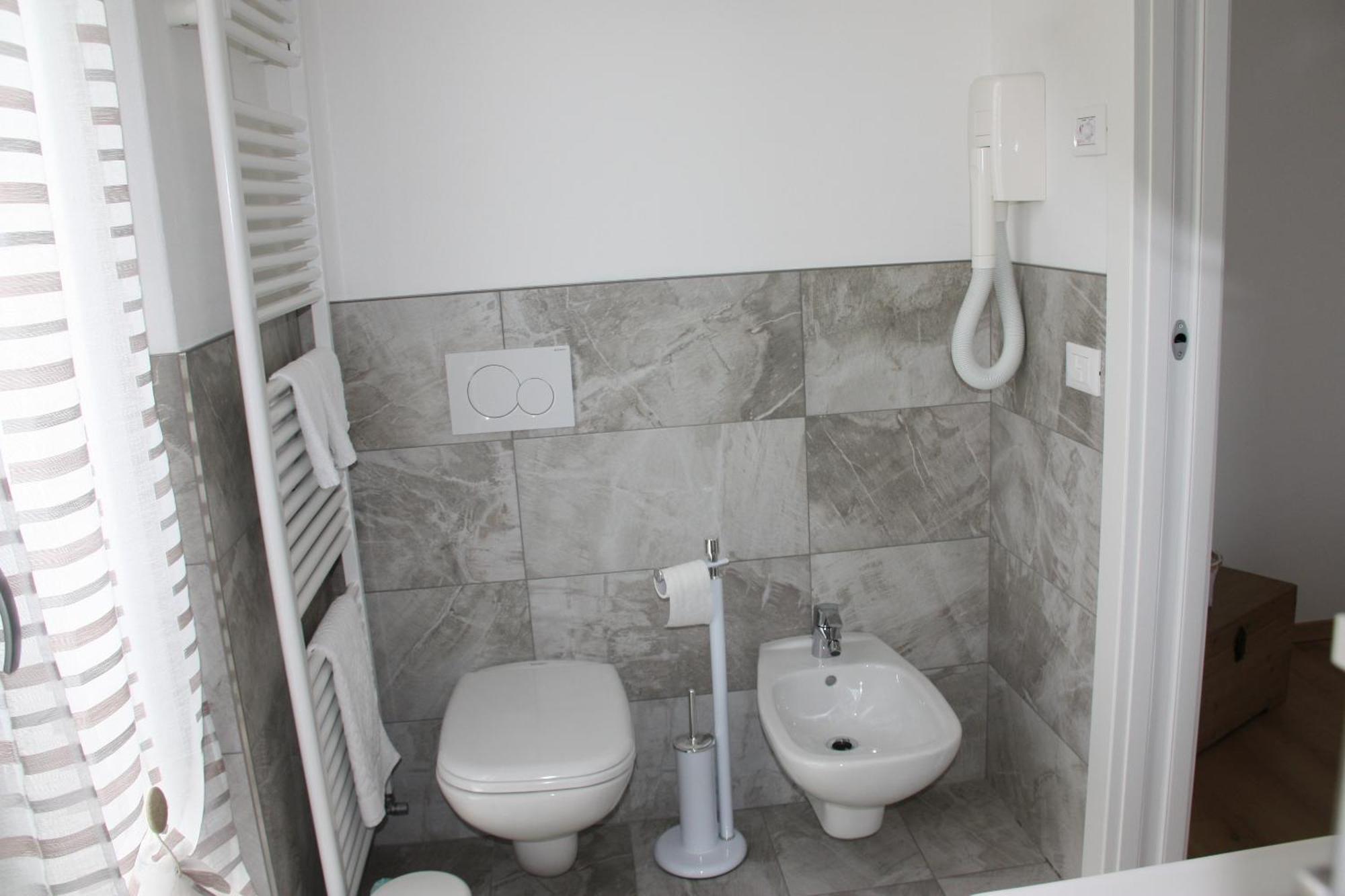 B&B Le Magnolie Faggeto Lario Zewnętrze zdjęcie